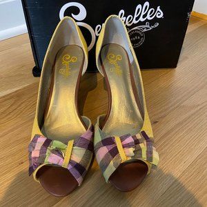 Seychelles Yellow and Plaid Heel Size 11